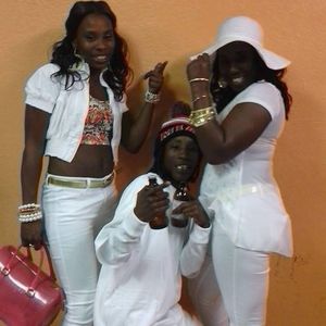 Meet your Posher, Sharon